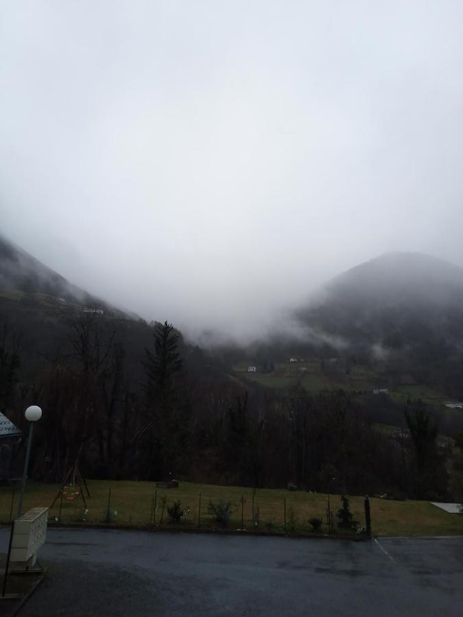 L'Oree Du Bois Appartement T3 Cauterets Buitenkant foto
